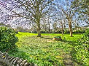 Photo 5- click for photo gallery